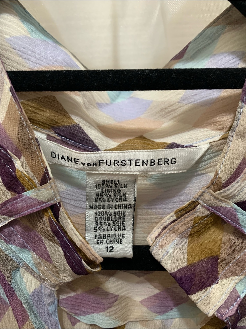 Diane von Furstenberg Sheer Silk Geometrical Zig Zag Button Down - Picture 8 of 9